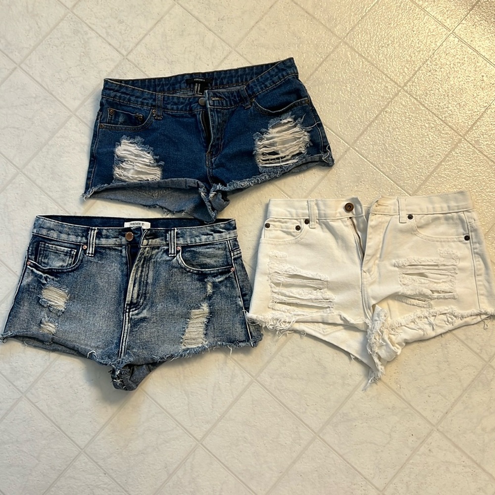 Forever 21 F21 destroyed denim shorts bundle of 3 size 27 28 distressed